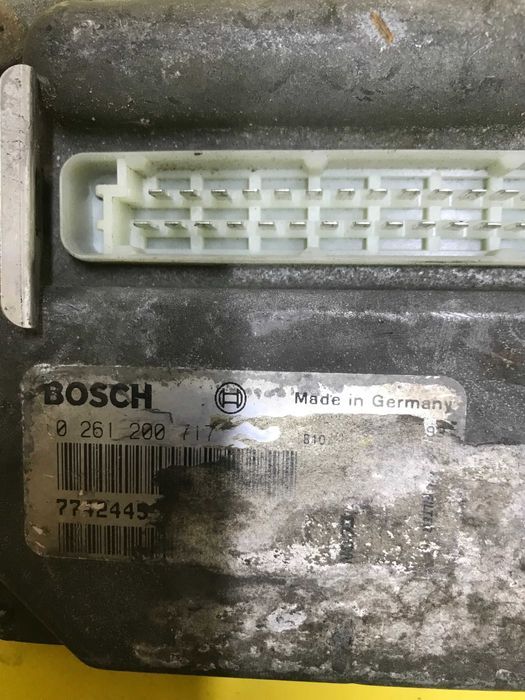 Блок управління двигуном Lancia Y 1.1  0261200717