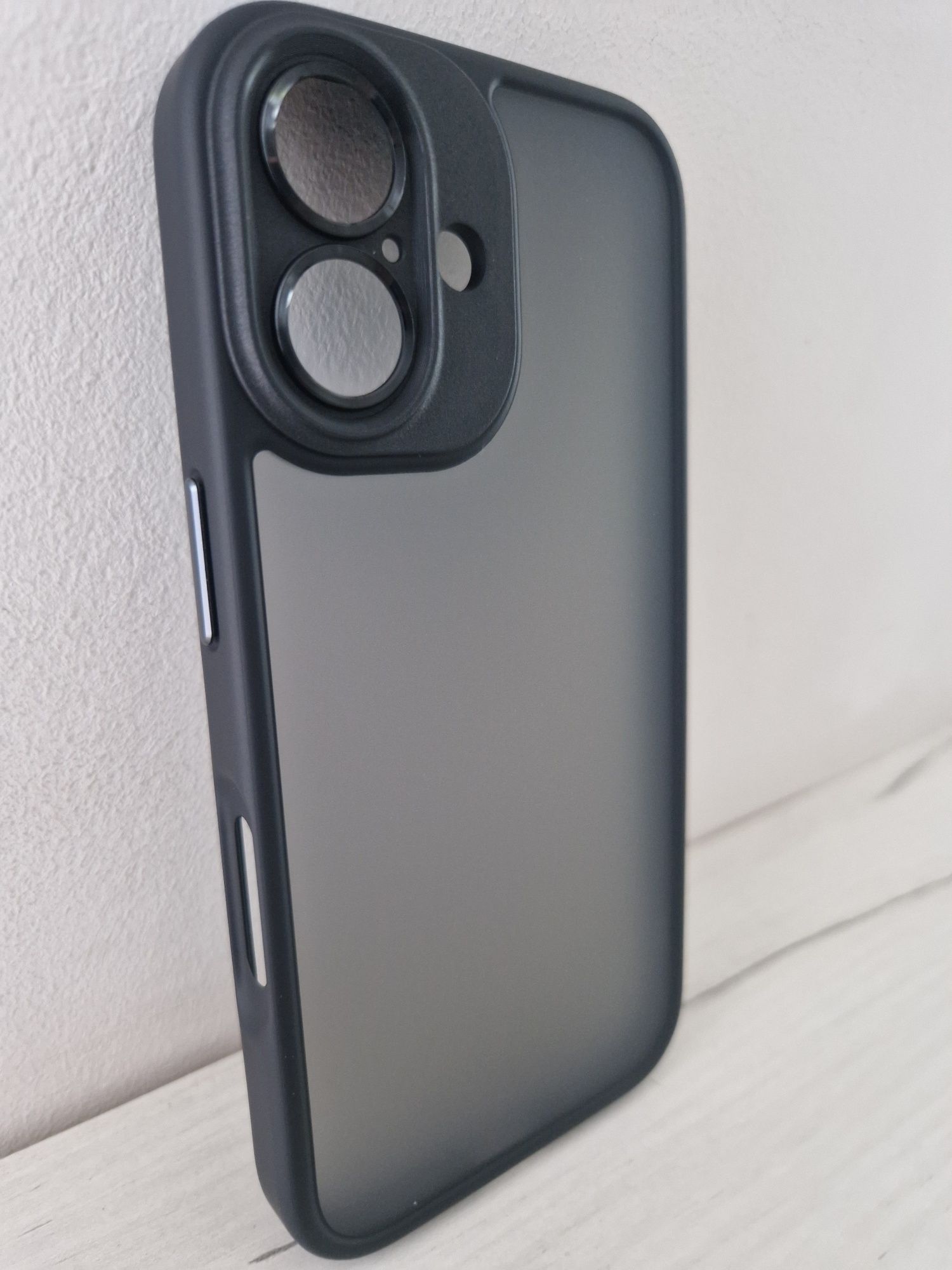 Rock Etui Guard Touch Matte Series do Iphone 16 czarne