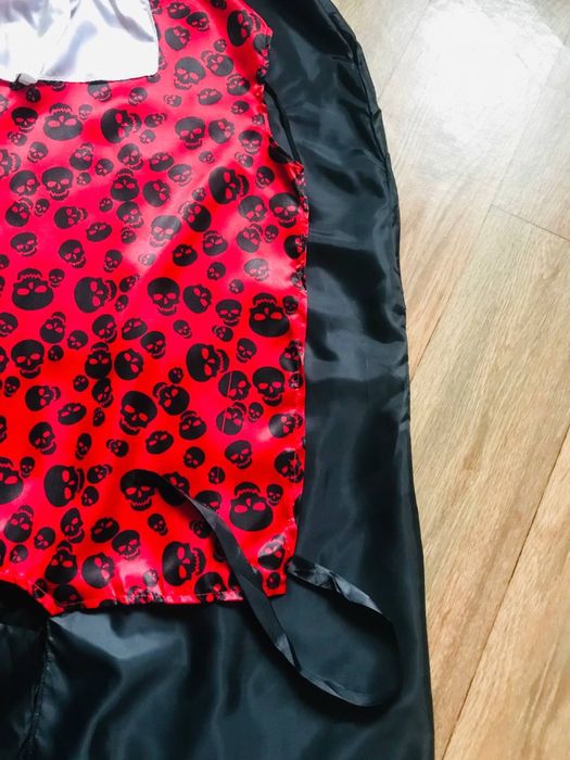 Дракула карнавальний костюм