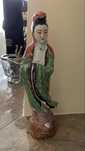 Deuses chineses em porcelana