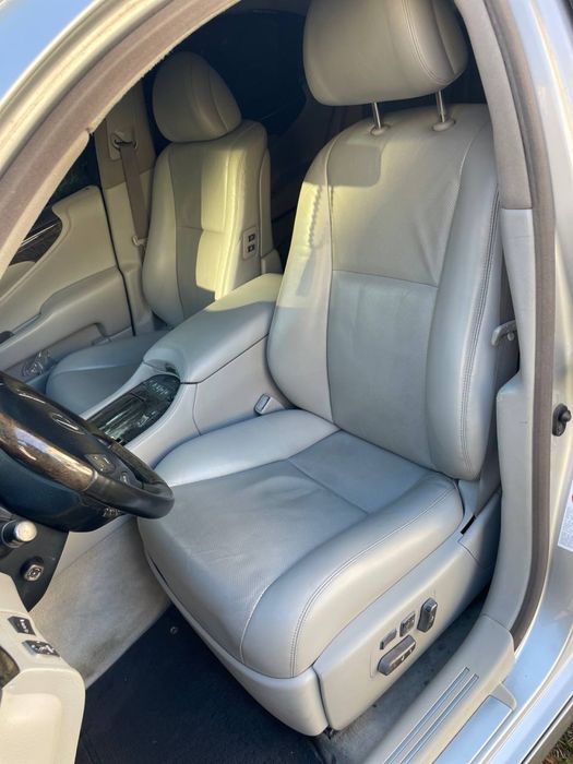 Продам Lexus ls460