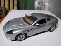 Aston Martin Vanquish - Bburago 1/18