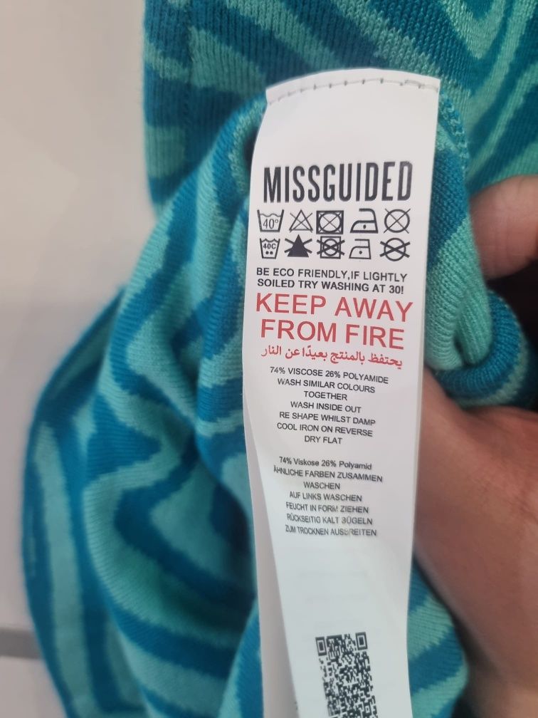 Sukienka sweterkowa niebieska turkusowa zebra missguided XS/S obcisła