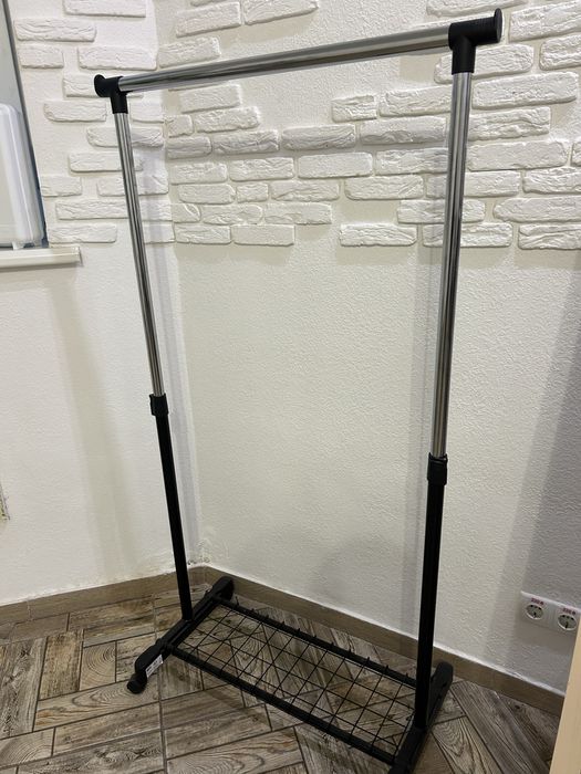 Вешалка передвижная