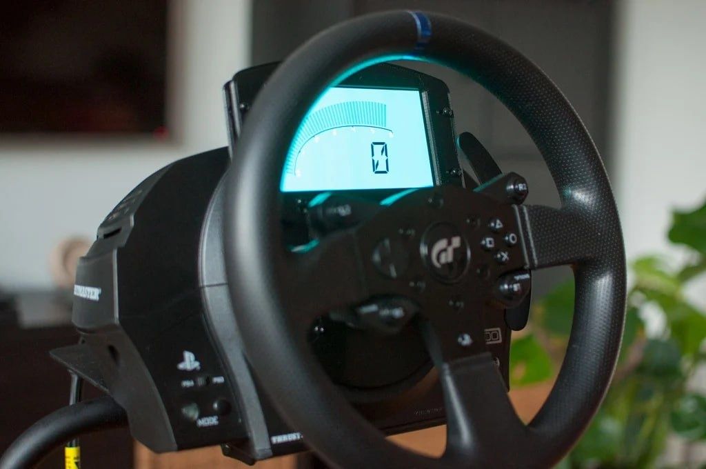 Uchwyt na telefon do bazy Thrustmaster