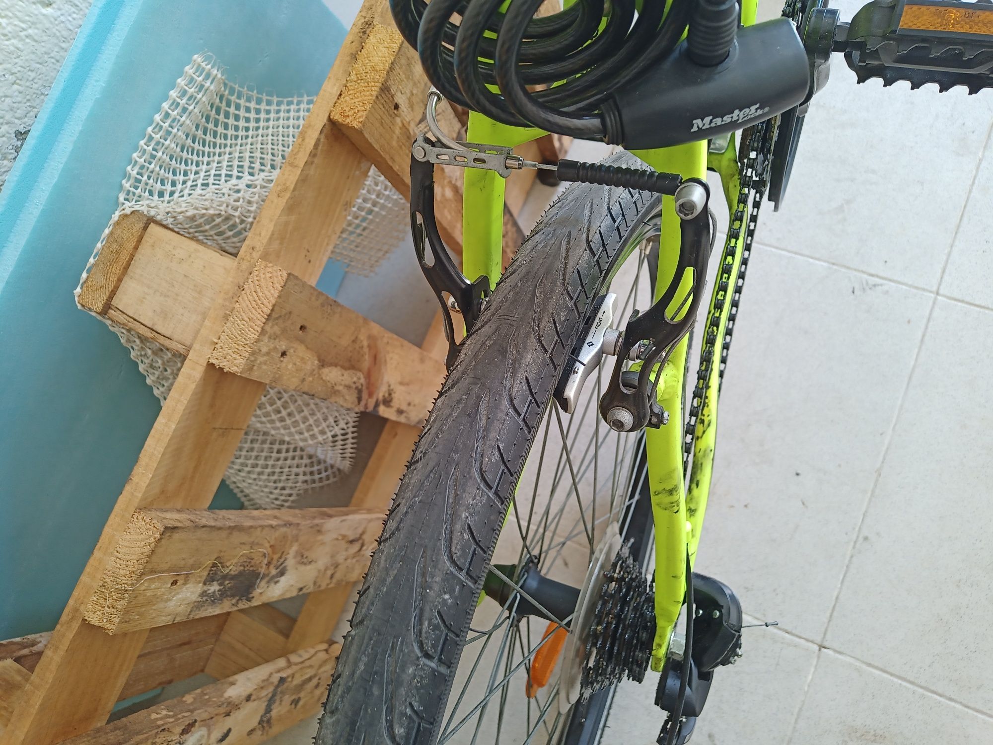 Bicicleta BTWIN alterada