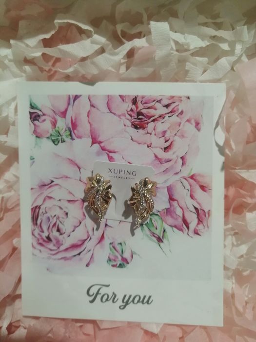 Сережки з медичного сплаву