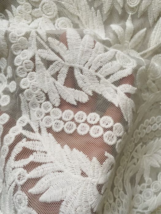 Bluzka damska w stylu boho Vila haftowana  kremowa 36/38