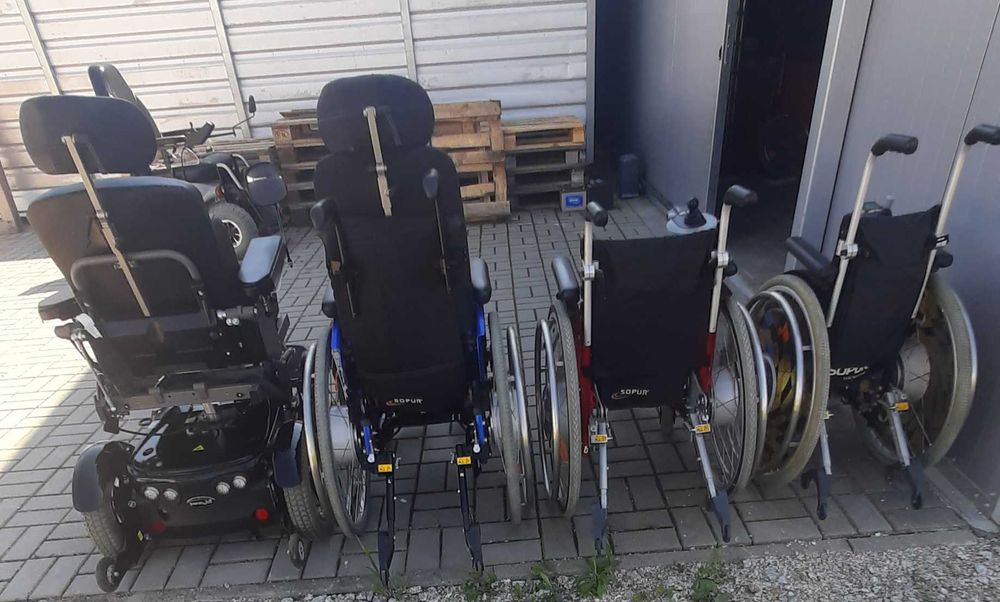 Wózek inwalidzki dla dzieci z napędem elektrycznym różne rozmiary
