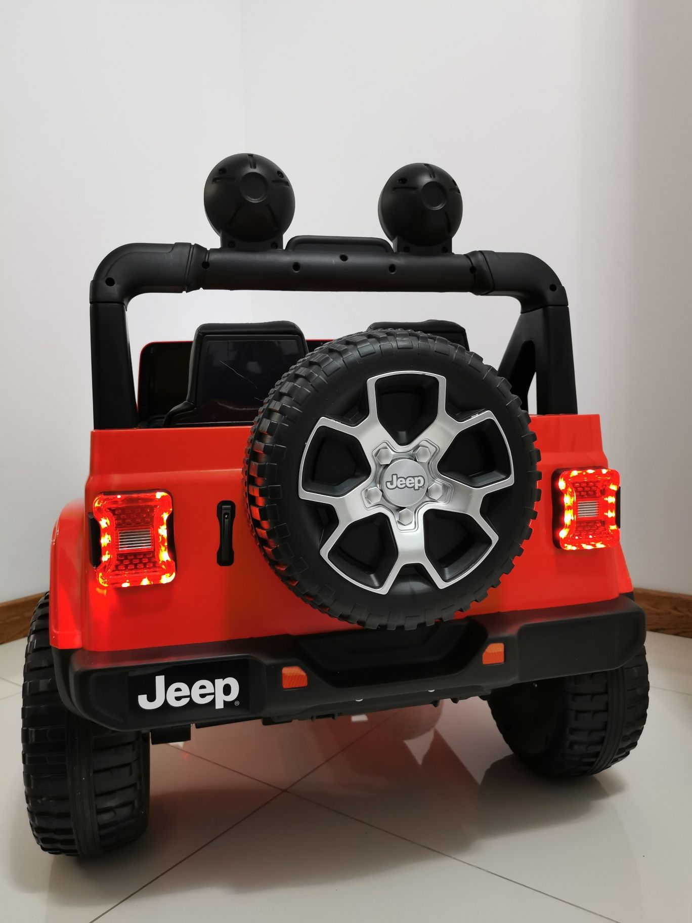 Auto na akumulator Jeep Wrangler Rubicon 4x4