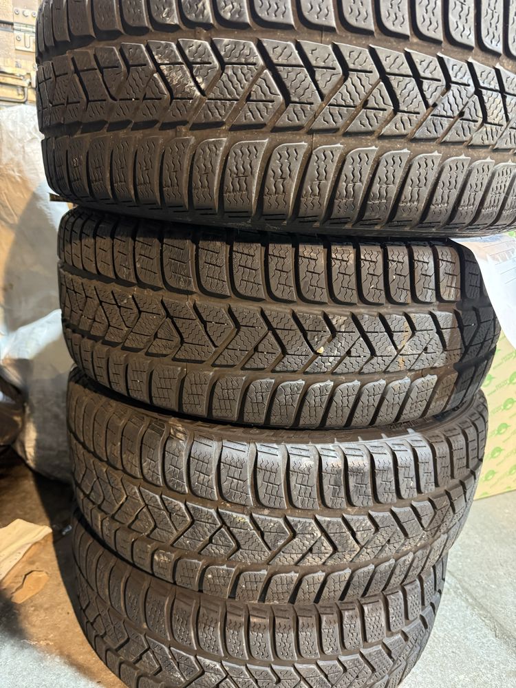 Opony zimowe pirelli sotto zero