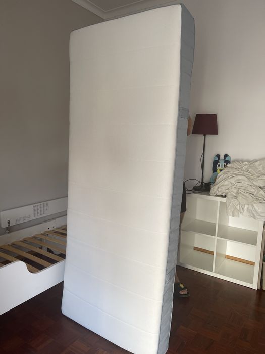 Colchão Ikea 90x190cm