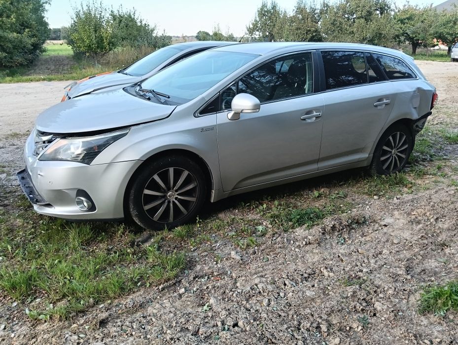 Toyota Avensis 2.2 dizel T27
