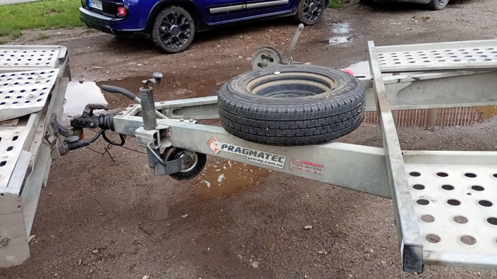 Лавета Автовозний причіп