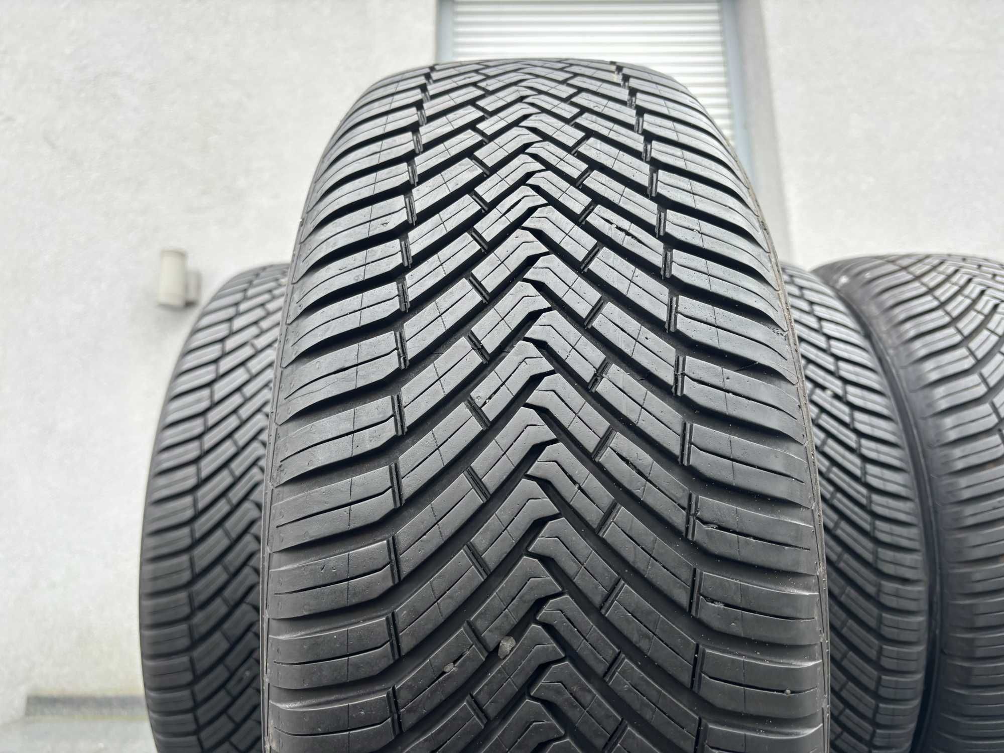 x4 całoroczne 235/55R18 Continental 7,8mm 100% bieżnika 2022r 4S987654