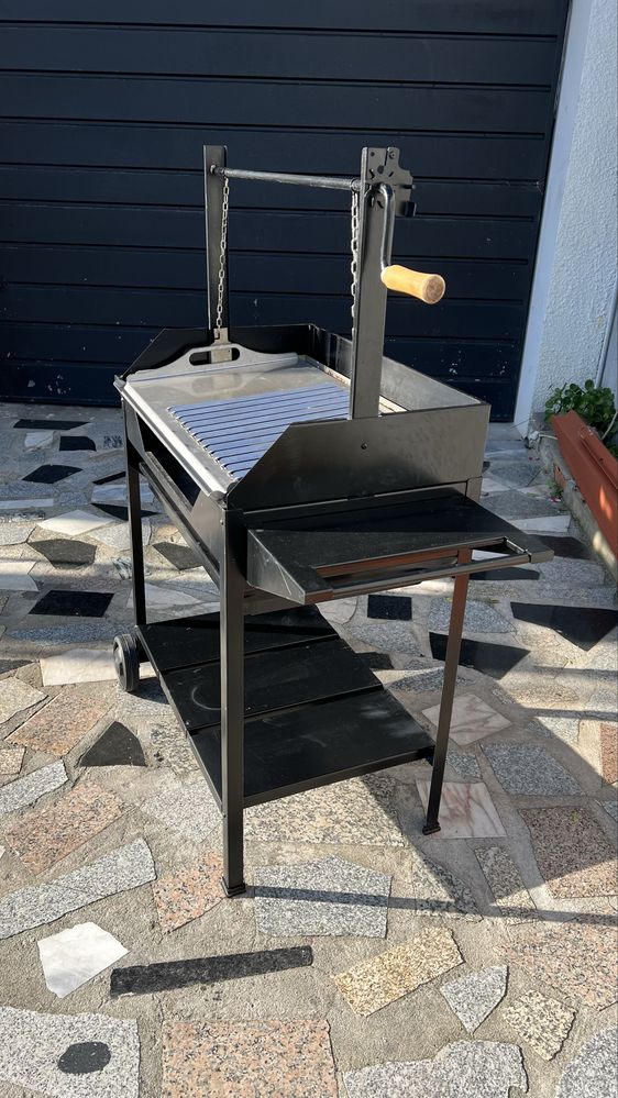 Churrasqueira/Barbecue
