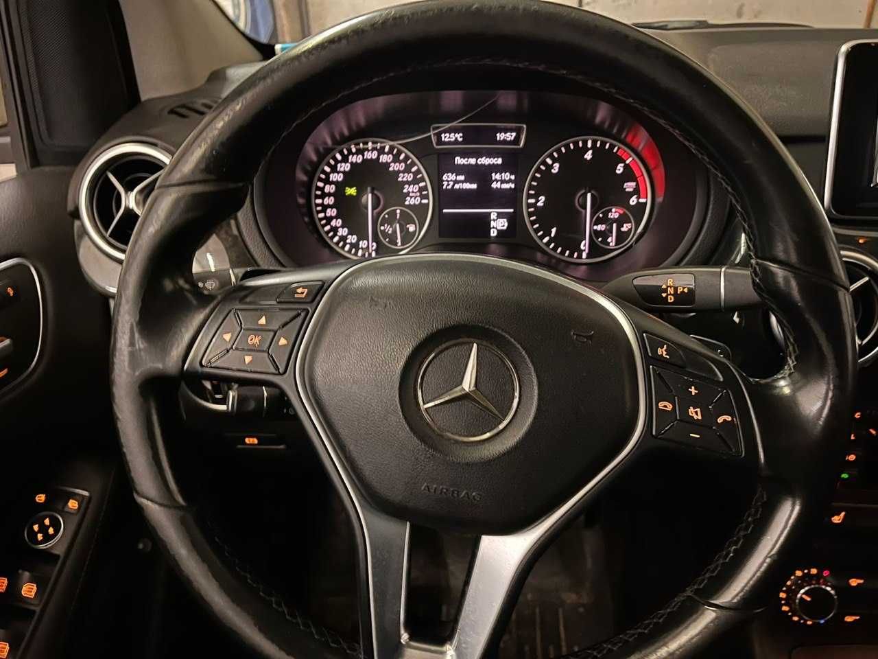 Продам Mercedes B 180 2014 року від власника