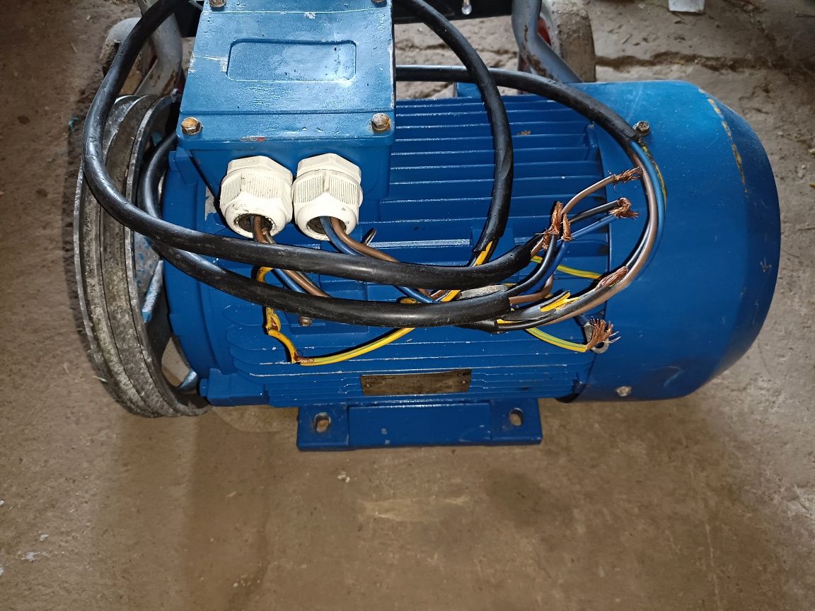 Silnik elektryczny 11kw 2900obr