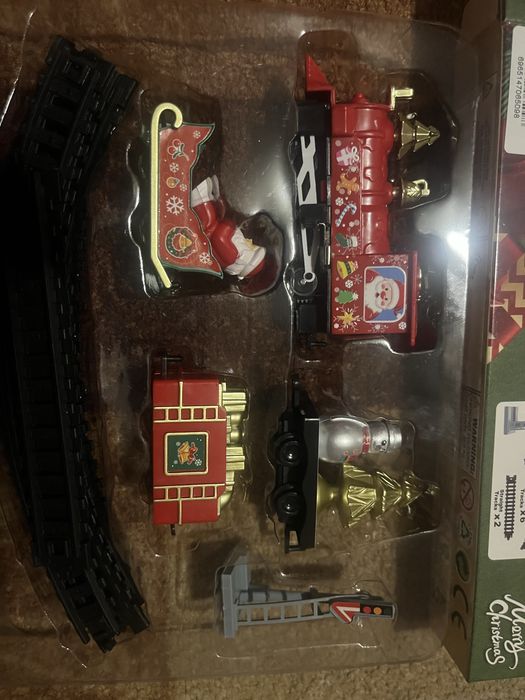 Новорічний потяг іграшка