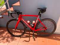 Bicicleta Estrada Pinarello Gan