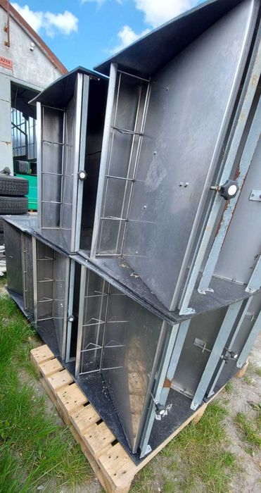 Karmnik skrzynkowy dla świń warchlak 2x4 stanowiskowy import Holandia