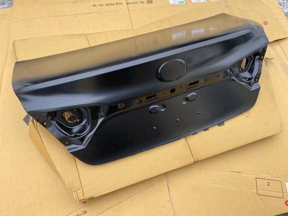 Бампер Toyota camry 50 55 2015 Запчасти Бампер Toyota camry USA..