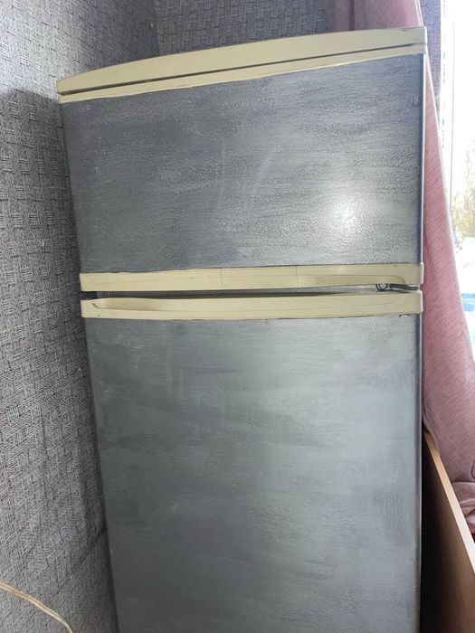 Холодильник двухкамерний