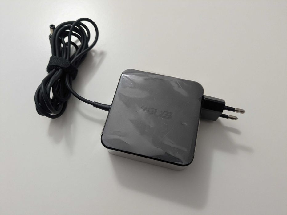 Oryginalny Zasilacz do Laptopa ASUS 65W 19V 3.42A wtyk 5.5 x 2.5mm