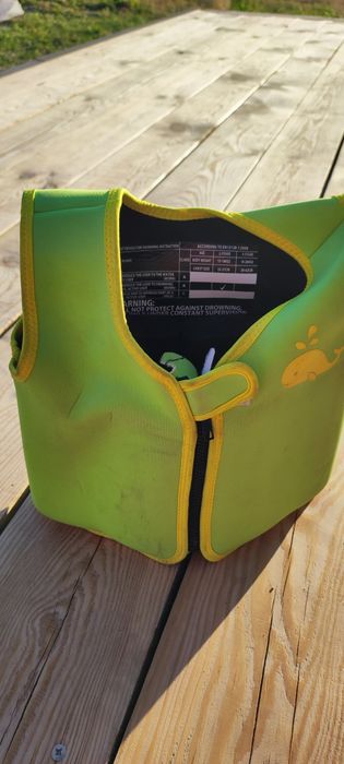 Kamizelka wypornościowa/ ratunkowa