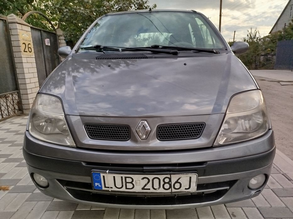 Продам хороший авто вложений не требует