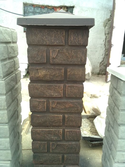 Стовбці набірні бетонні