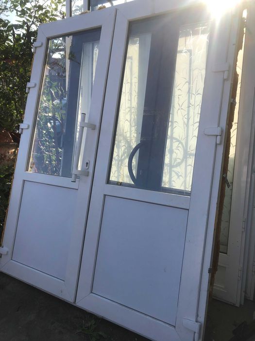 ДВЕРЬ двойная входная группа REHAU размер 2250 выс 1790 ширина