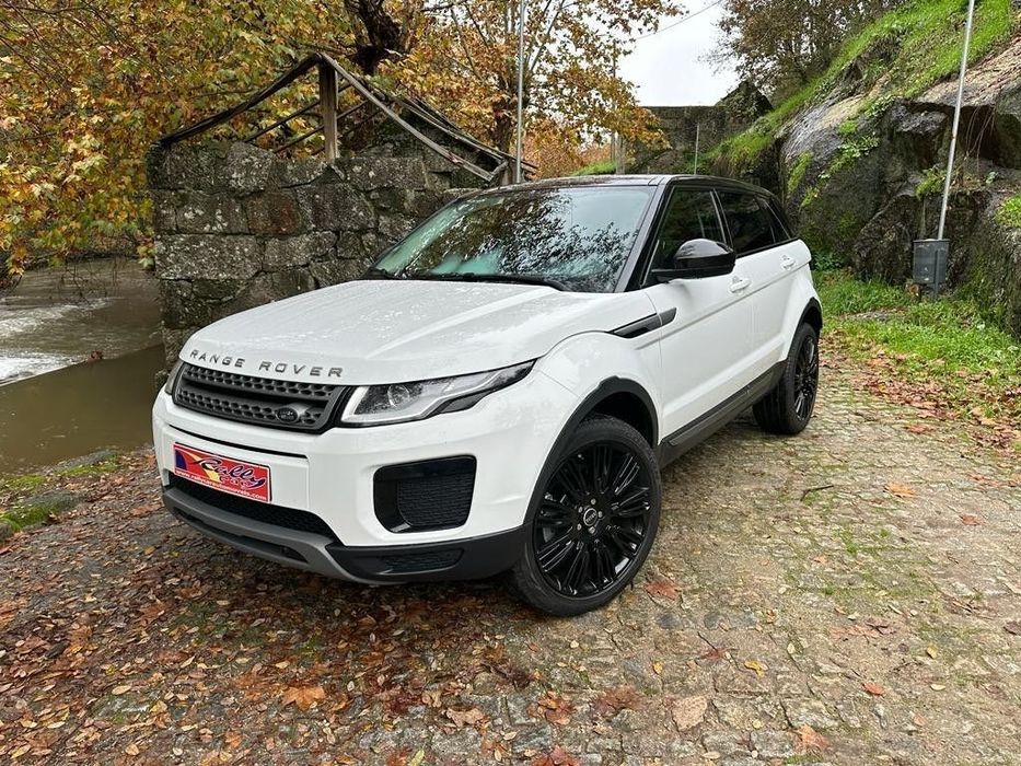 Land Rover Range Rover Evoque 2.0 D150 AWD R-Dynamic Auto