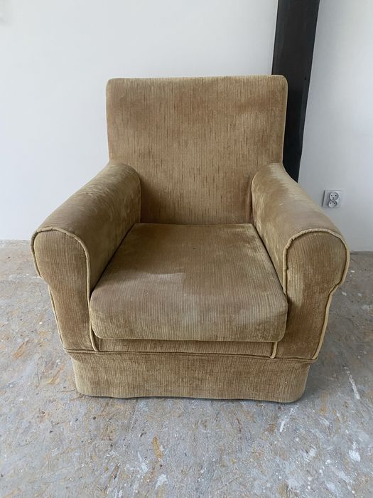 Fotel używany jasny brąz