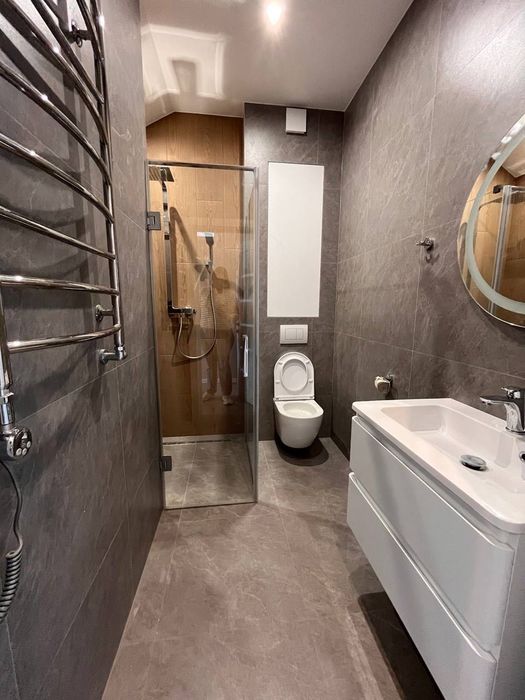 Оренда сучасного котеджу біля Львова, с. Липники