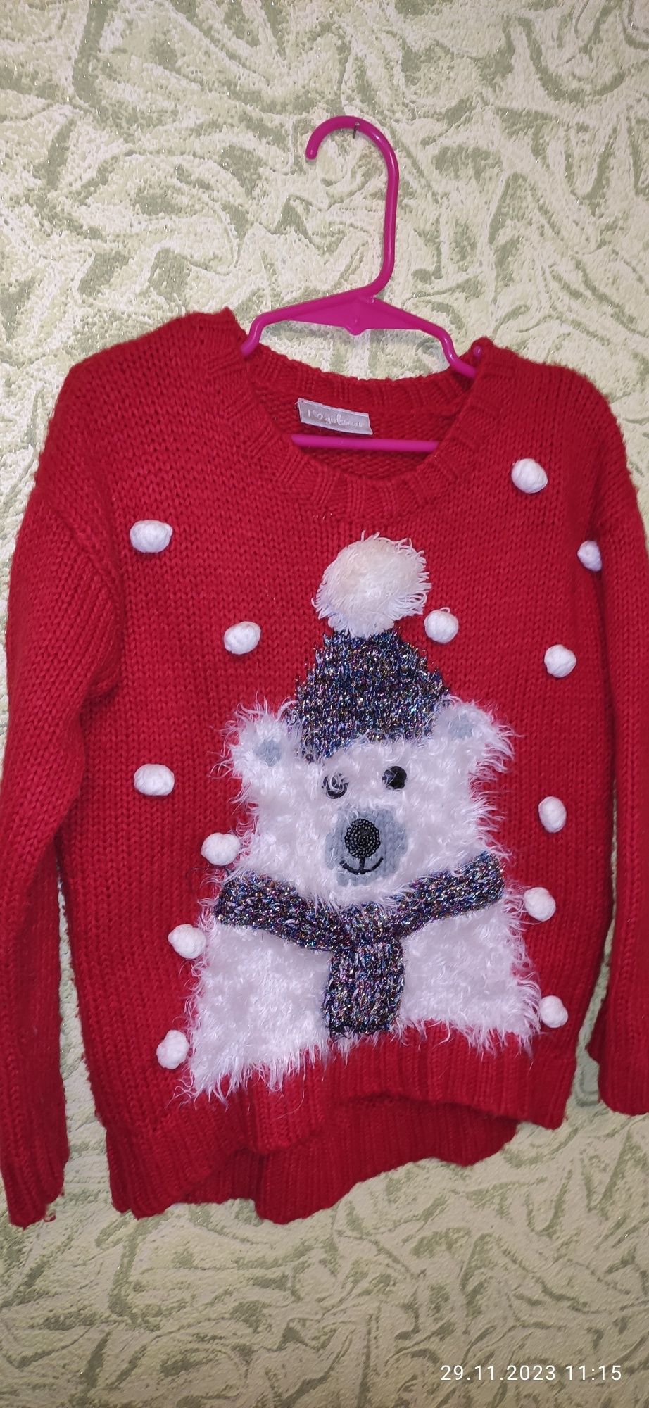 Новорічний светр з мішкою. Новогодний свитер с мишкой.
