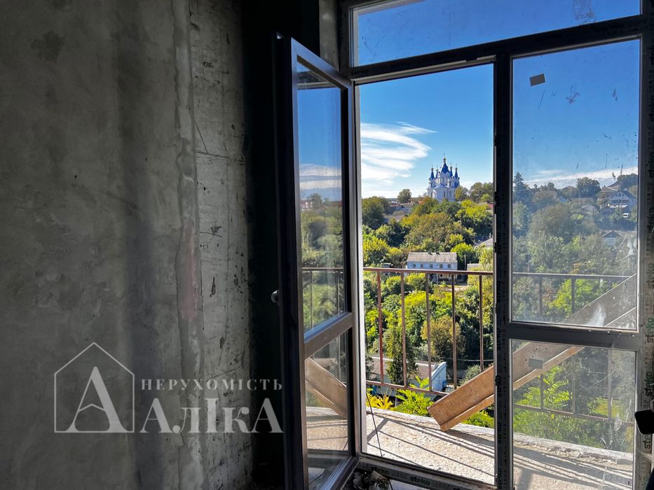 Продам 2-кімнатну квартиру з неймовірними видами на фортецю