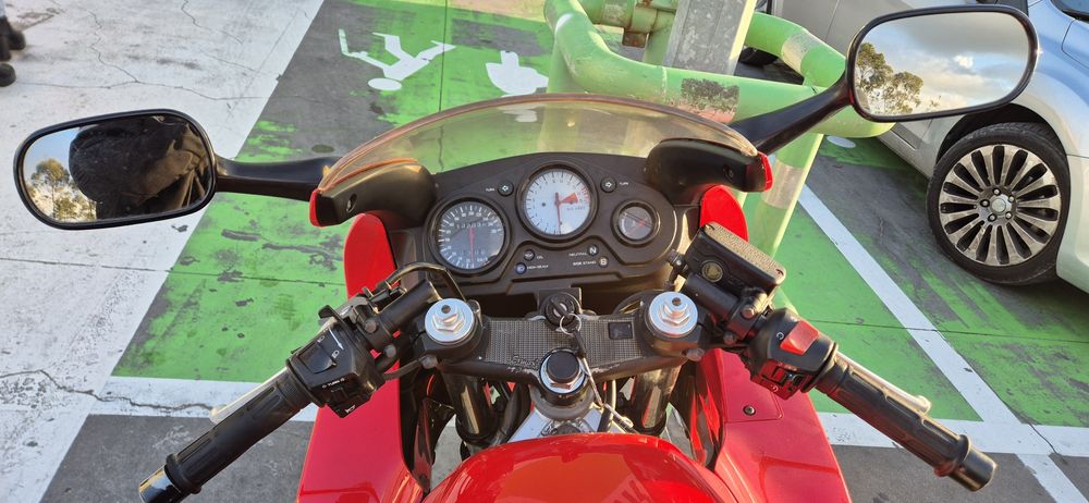 Honda CBR 600F -  impecável
132.000km toda de origem, com