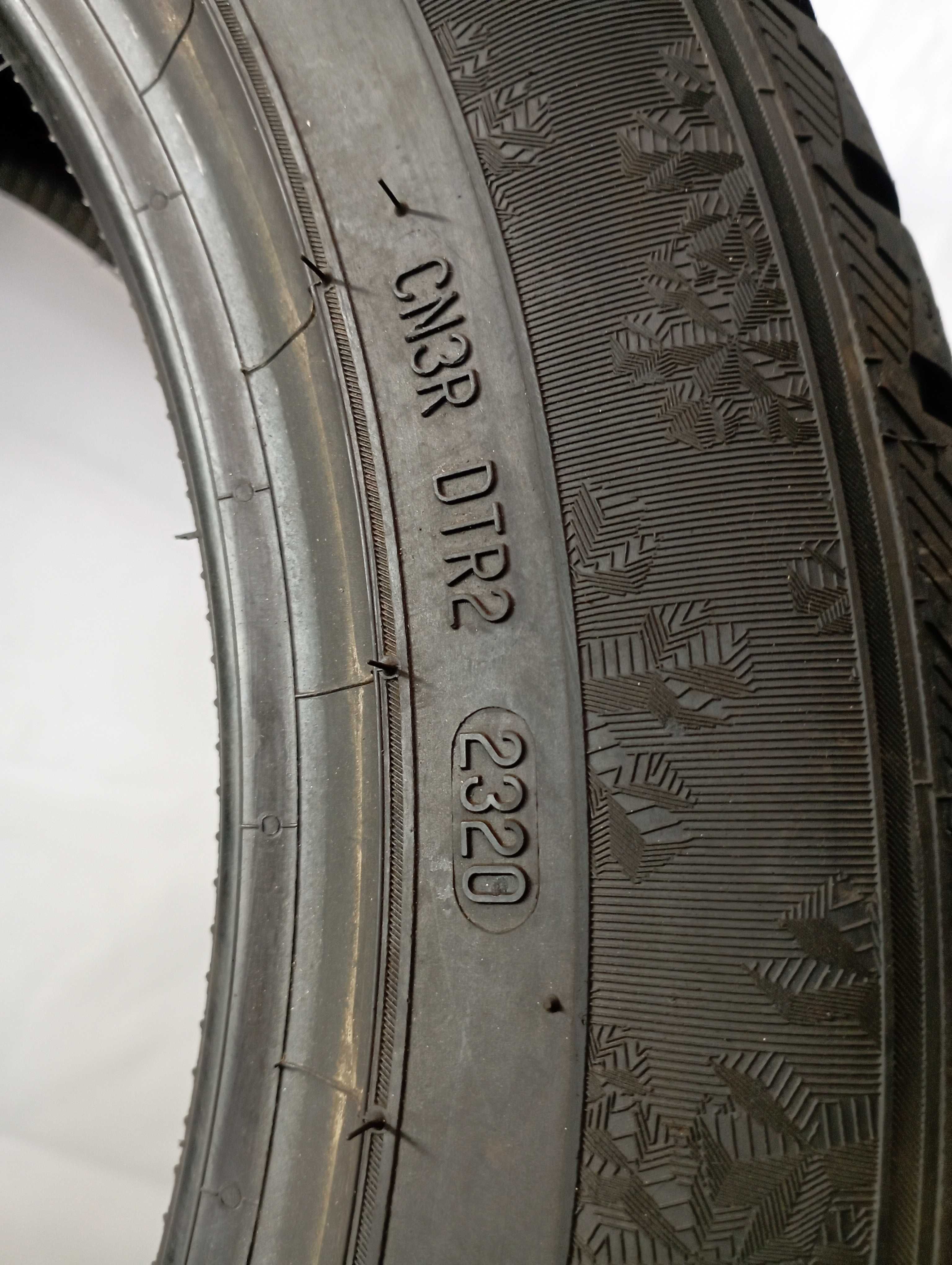 Opony zimowe 4x 215/55R17 Semperit 2020 #F018