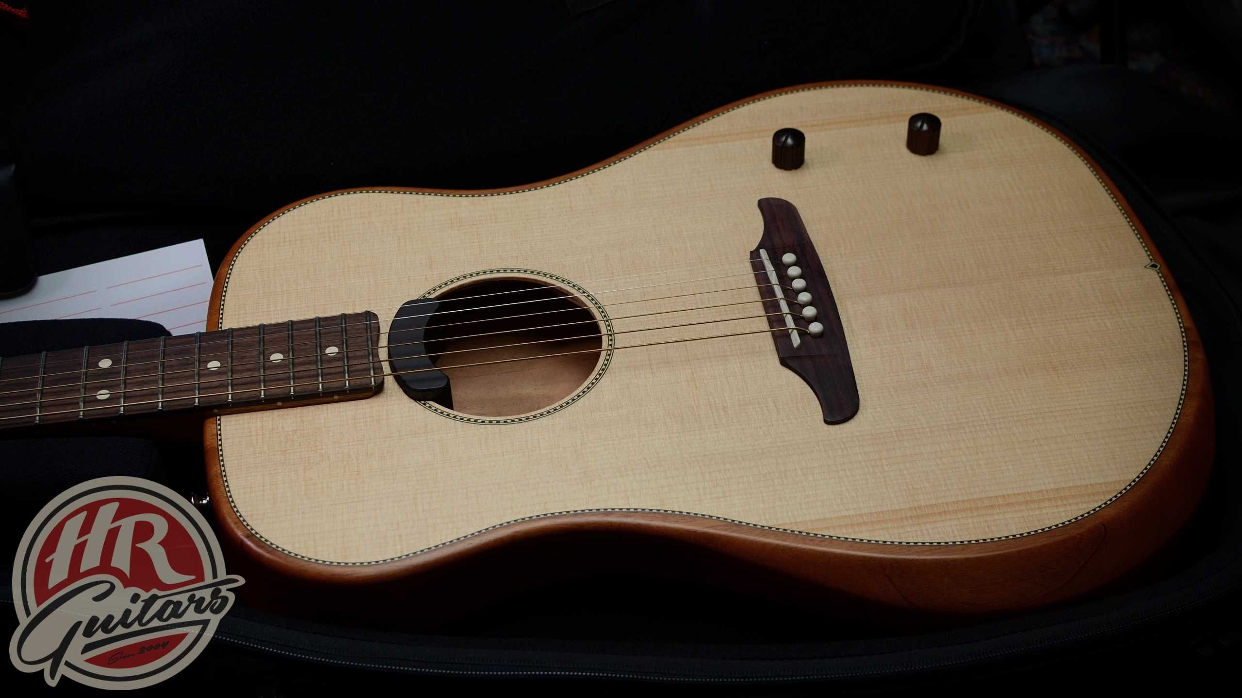 Fender Highway Dreadnought, elektroakustyk