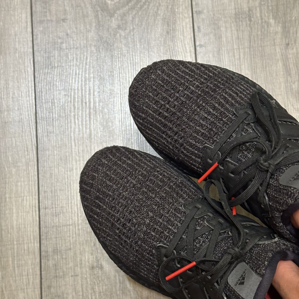 adidas  ultra boost кросівки оригінал