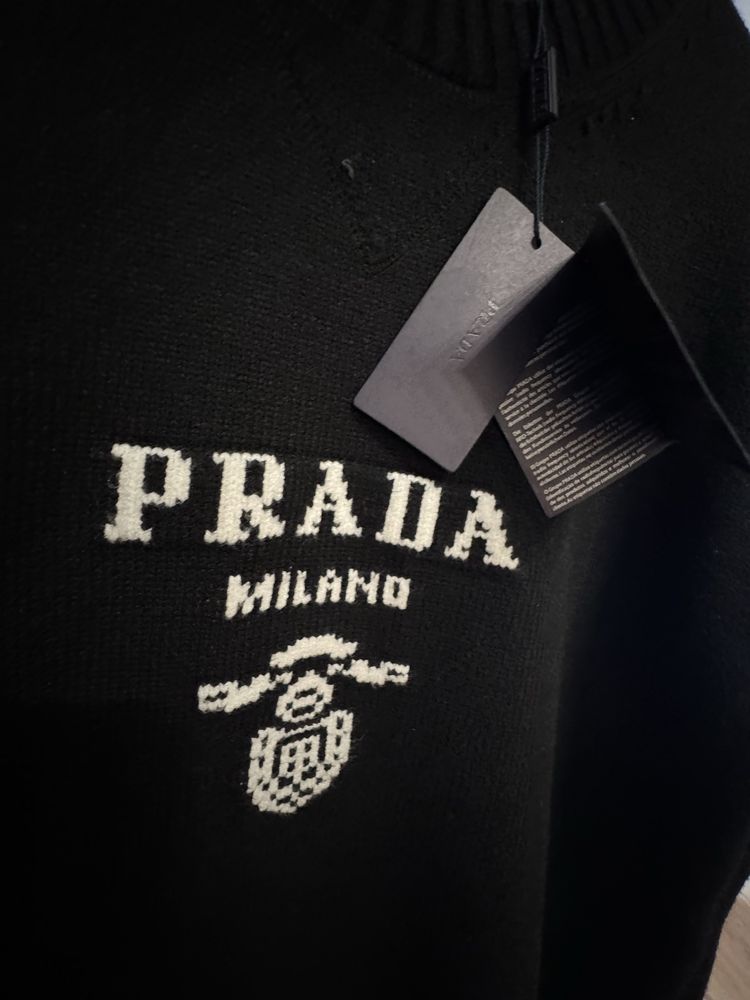 Sweter Prada L- nowy !