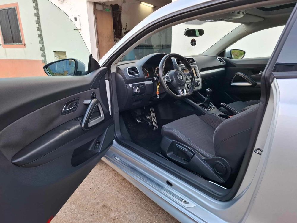 Vendo Volkswagen Sirocco 2.0 TDI de 2011