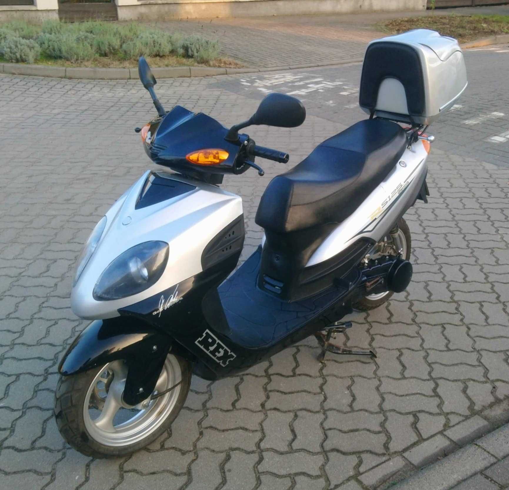 Skuter REX RS125 -  mały przebieg
