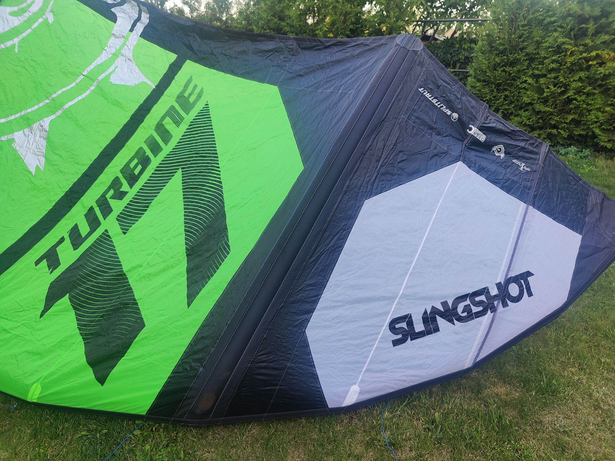 Slingshot Turbine 17 kite + bar super stan