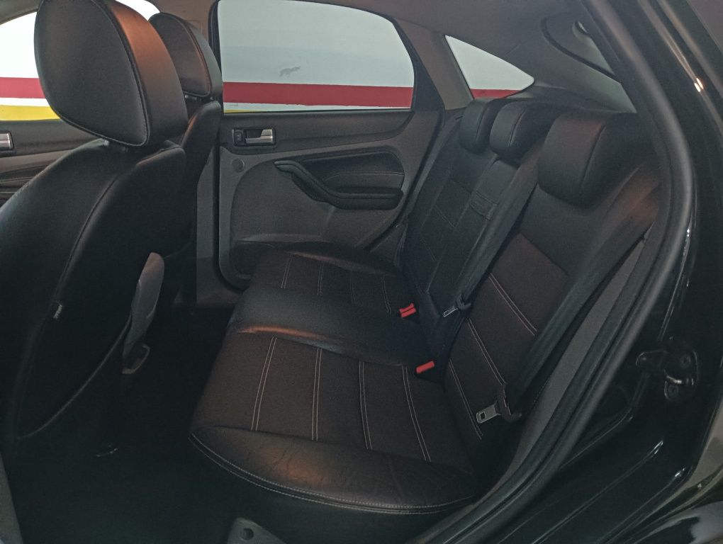 Ford Focus Titanium X
