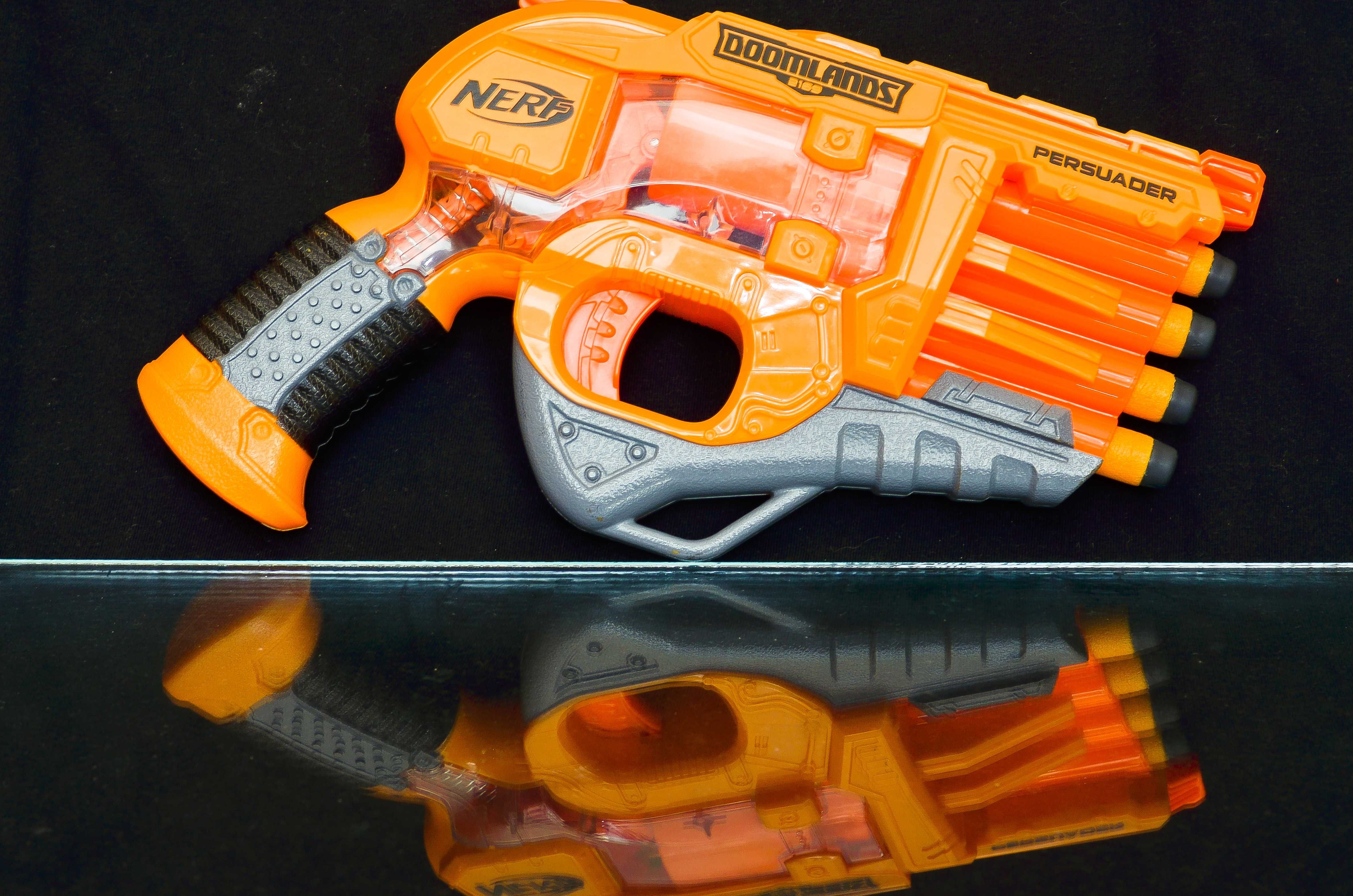 Nerf Doomlands 2169 Persuader