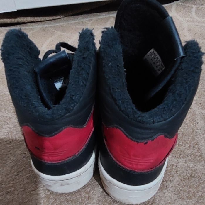 Кросівки зима Adidas шкіра