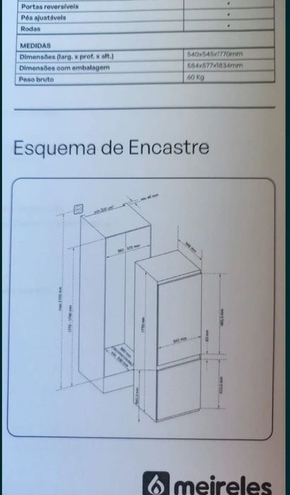 Frigorífico de encastre novo (menos 1 ano uso)