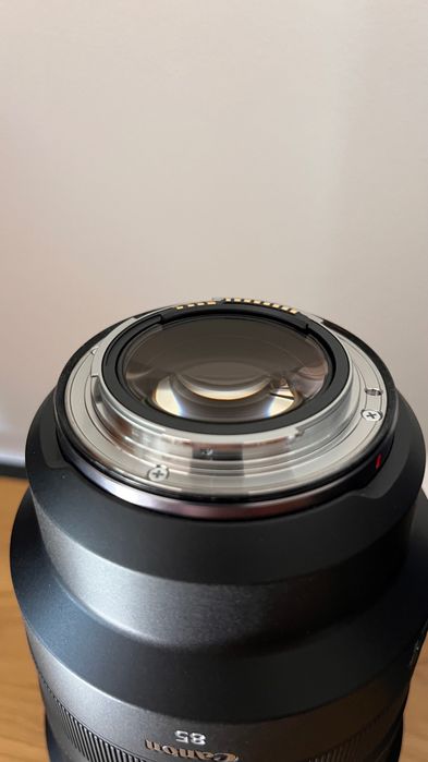 Canon RF 85mm f/1.2L USM + Filtro Hoya Protetor